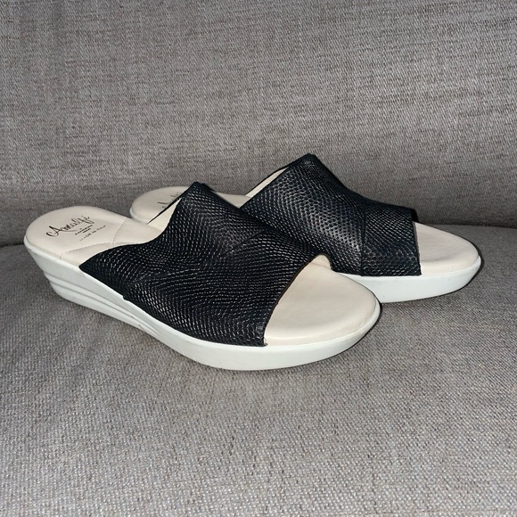 Giacarta Wedge Slide Sandal size 9 narrow - Picture 8 of 8